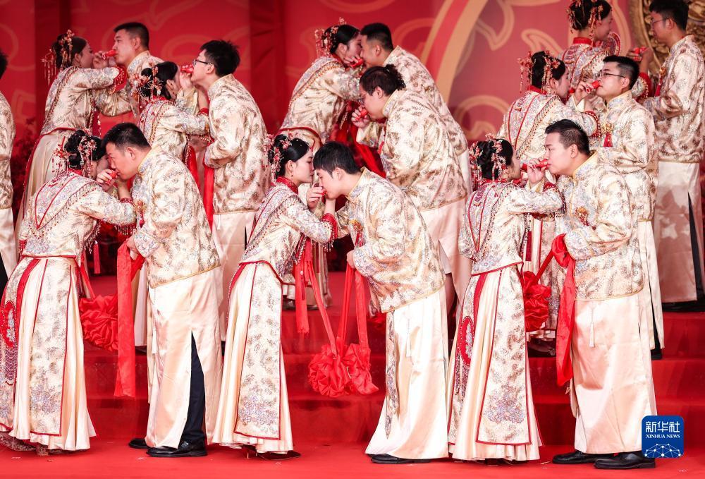 众乐游棋牌吧